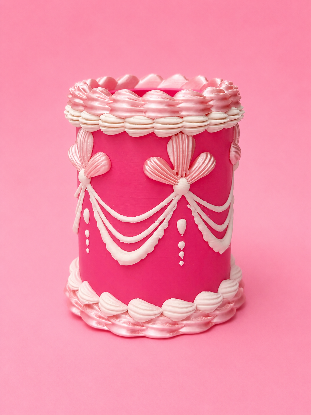 Pink Vintage Cake Pencil & Pen Holder